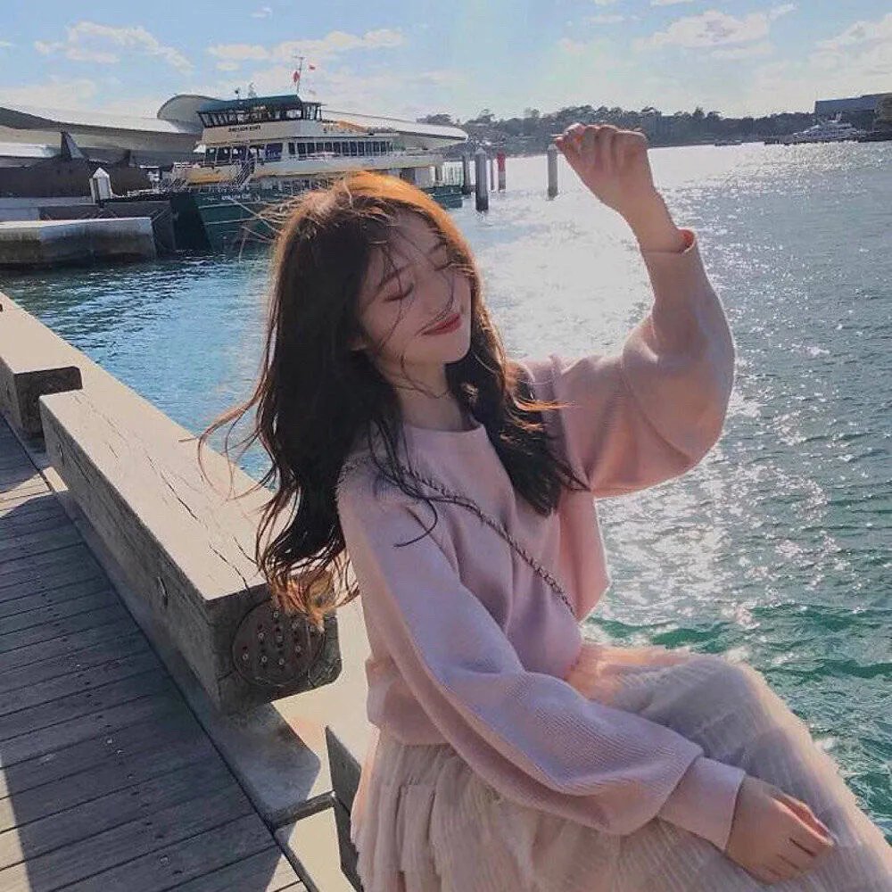 全能兼职系统，开局钓上行李箱